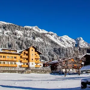 Cavanis Wellness & Sappada